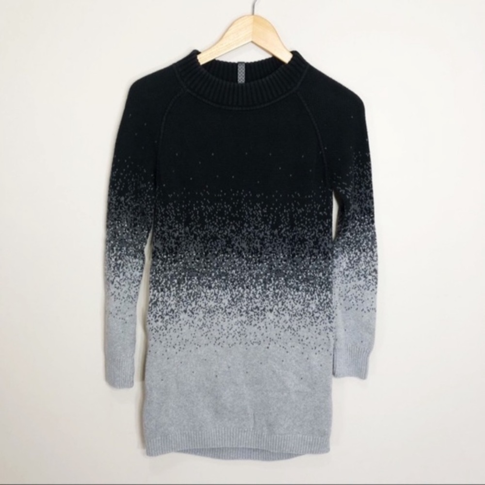 Ivivva sweater